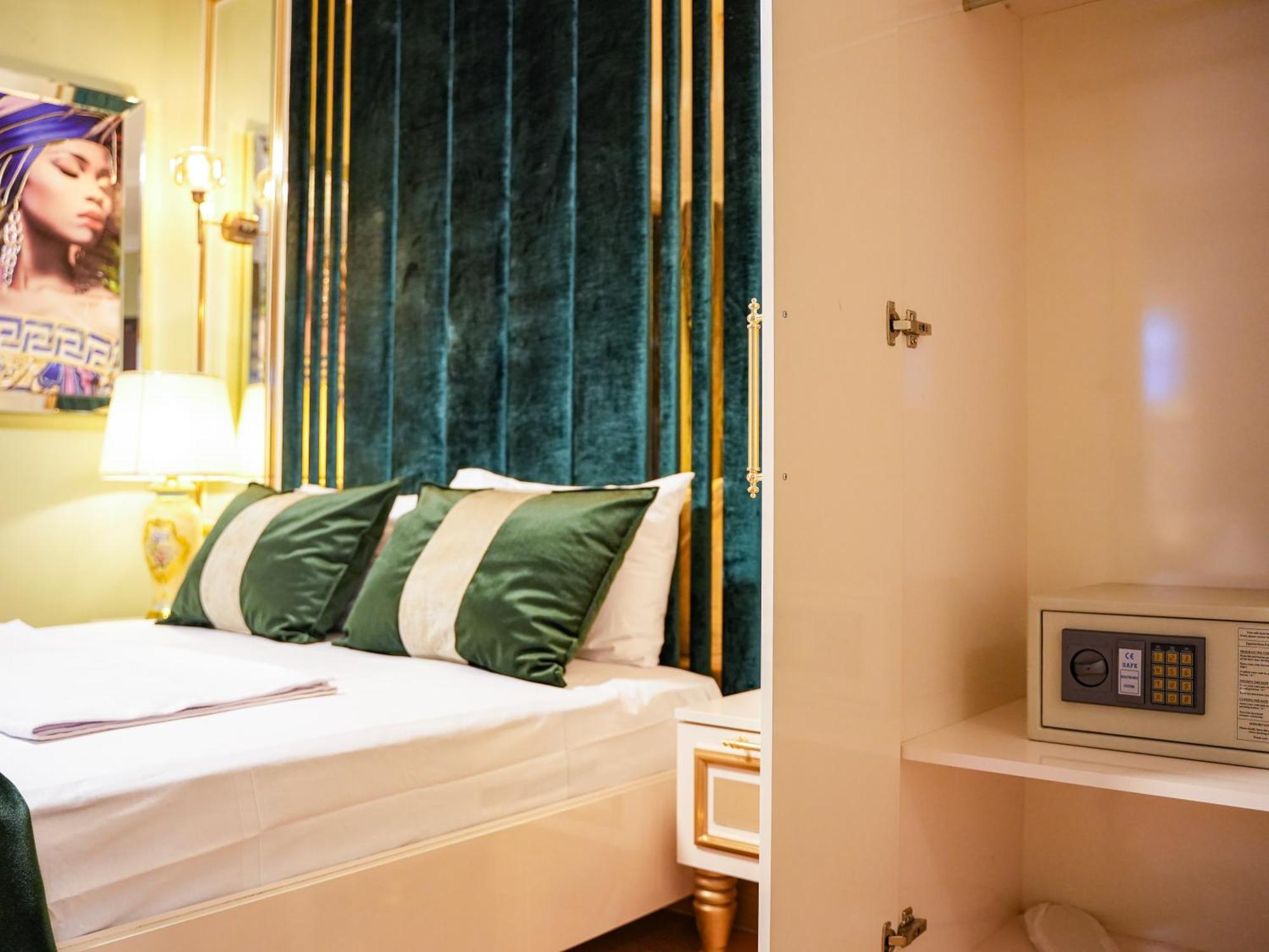Whitemoon Hotel Suites Taksim 이스탄불 외부 사진
